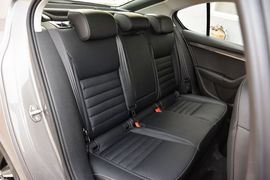 2017款斯柯达明锐1.6L手动智行版