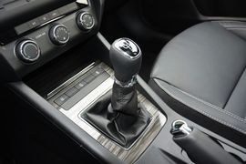 2017款斯柯达明锐1.6L手动智行版