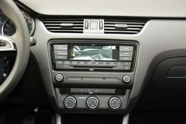 2017款斯柯达明锐1.6L手动智行版