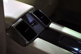 保时捷Panamera基本型车展实拍