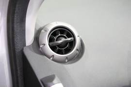 长城炫丽Cross车展实拍