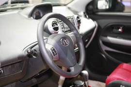 长城炫丽Cross车展实拍