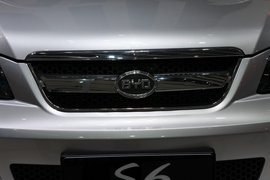 比亚迪S6车展实拍