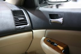 比亚迪F6车展实拍