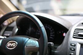 比亚迪F6车展实拍