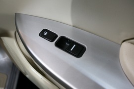 比亚迪I6车展实拍