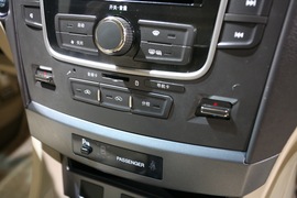 比亚迪I6车展实拍