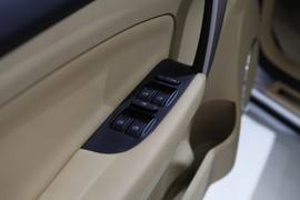 奇瑞A3三厢车展实拍