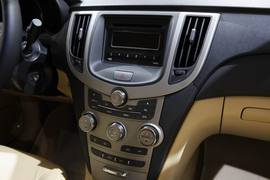 奇瑞A3三厢车展实拍