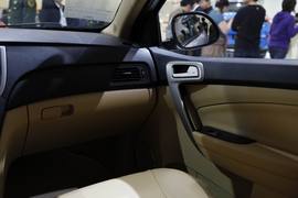 奇瑞A3三厢车展实拍