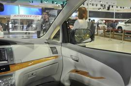 丰田普瑞维亚车展实拍