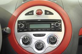 江淮悦悦车展实拍