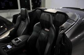 DBS敞篷版车展实拍