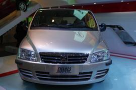 众泰朗悦双天窗车展实拍