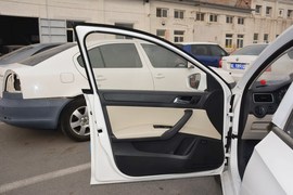 2016款斯柯达昕锐1.6L手动前行版