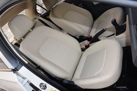 2016款斯柯达昕锐1.6L手动前行版