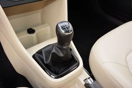 2016款斯柯达昕锐1.6L手动前行版