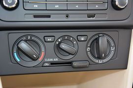 2016款斯柯达昕锐1.6L手动前行版