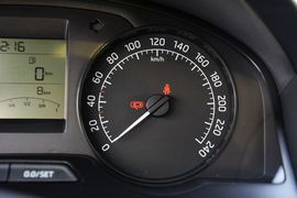 2016款斯柯达昕锐1.6L手动前行版