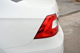 2016款斯柯达昕锐1.6L手动前行版