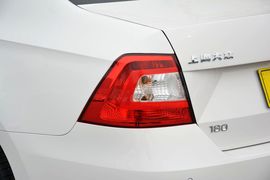 2016款斯柯达昕锐1.6L手动前行版