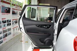 2016款日产逍客2.0L