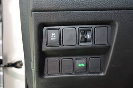 2016款日产逍客2.0L