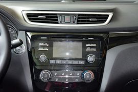 2016款日产逍客2.0L