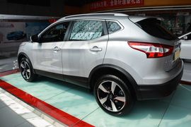 2016款日产逍客2.0L