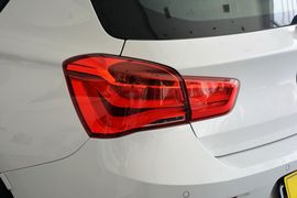 2015款宝马120i领先型