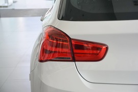 2015款宝马120i领先型