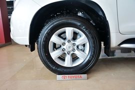 2016款丰田普拉多3.5L