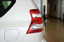 2016款丰田普拉多3.5L