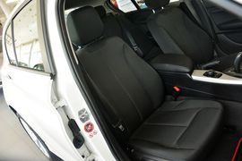 2015款宝马120i领先型