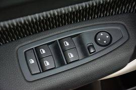 2015款宝马120i领先型