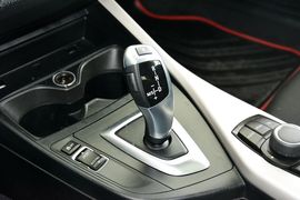 2015款宝马120i领先型