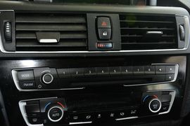 2015款宝马120i领先型