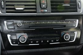 2015款宝马120i领先型