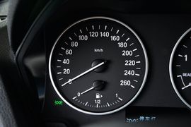 2015款宝马120i领先型