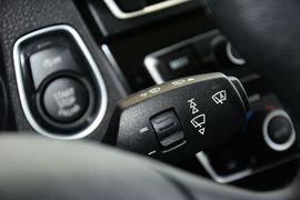 2015款宝马120i领先型