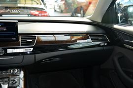 2016款奥迪A8L