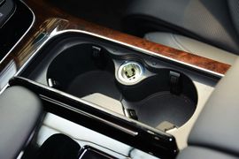 2016款奥迪A8L
