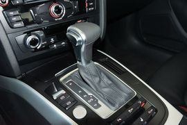 2016款奥迪A4L