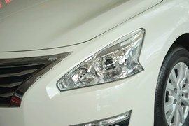 2013款日产天籁2.0L