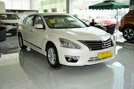 2013款日产天籁2.0L
