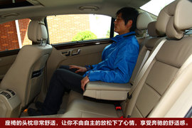 2010款奔驰E级长轴版试驾实拍