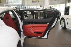 2016款保时捷Panamera