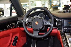 2016款保时捷Panamera