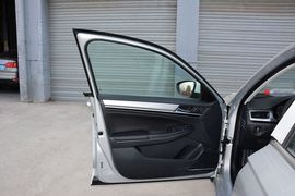 2016款大众宝来1.6L手动舒适型