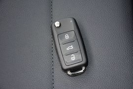 2016款大众宝来1.6L手动舒适型